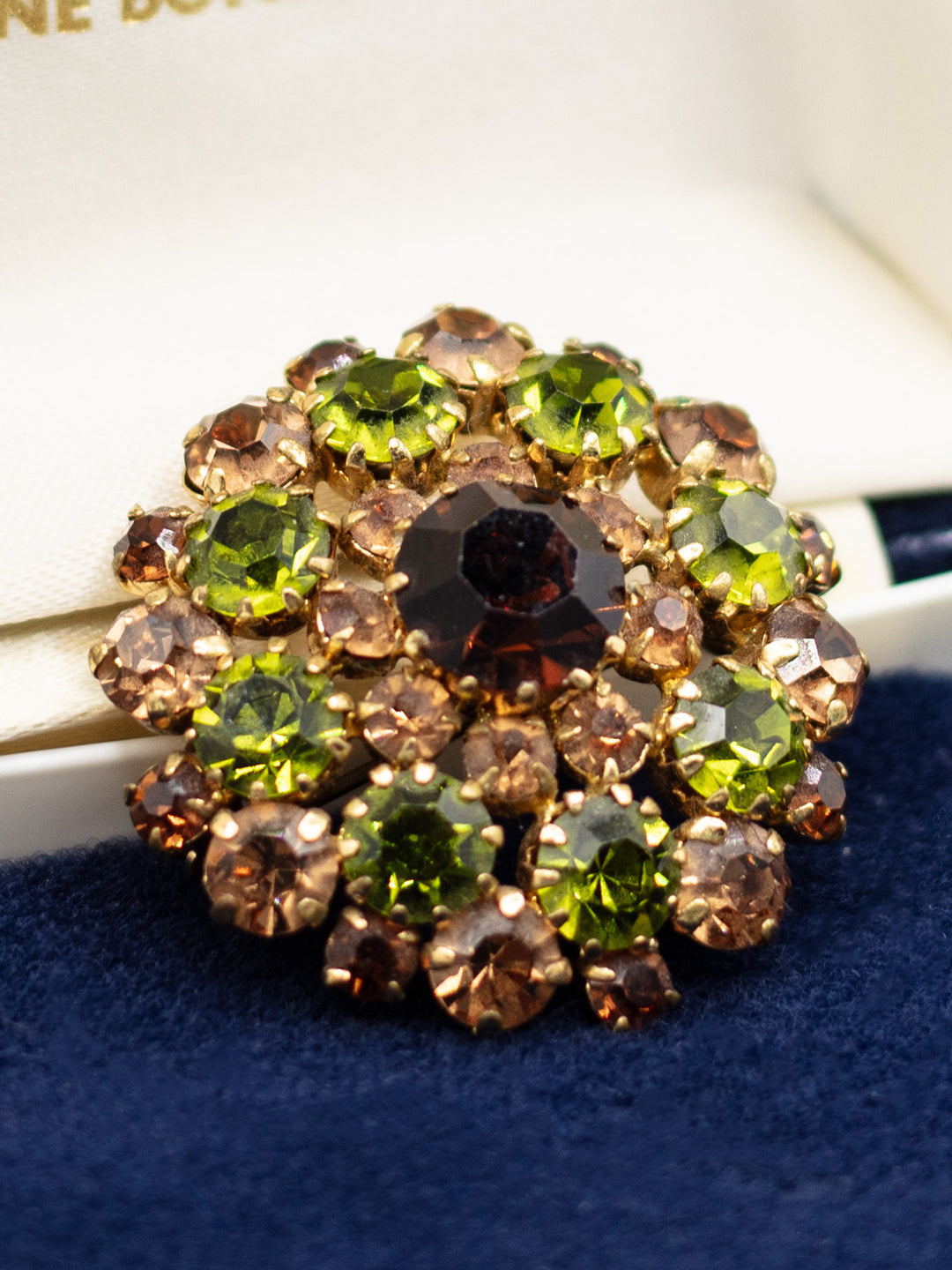 Vintage 60's Brooch in Green