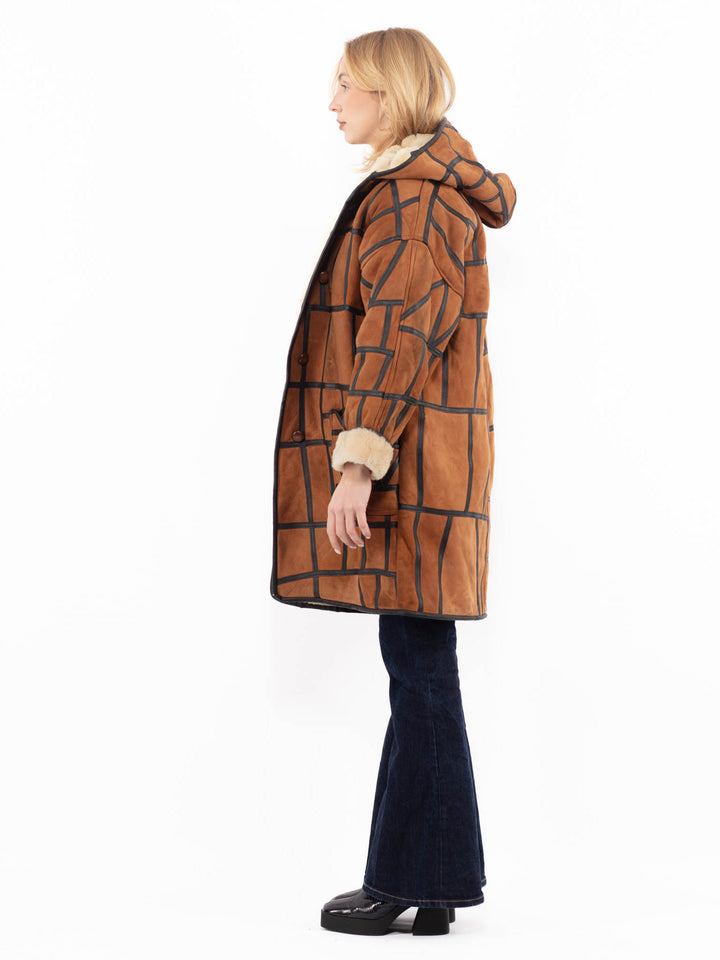 Vintage 90's Women Sheepskin Coat in Brown