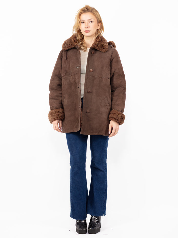 Vintage 90's Women Hooded Sheepskin Coat in Brown