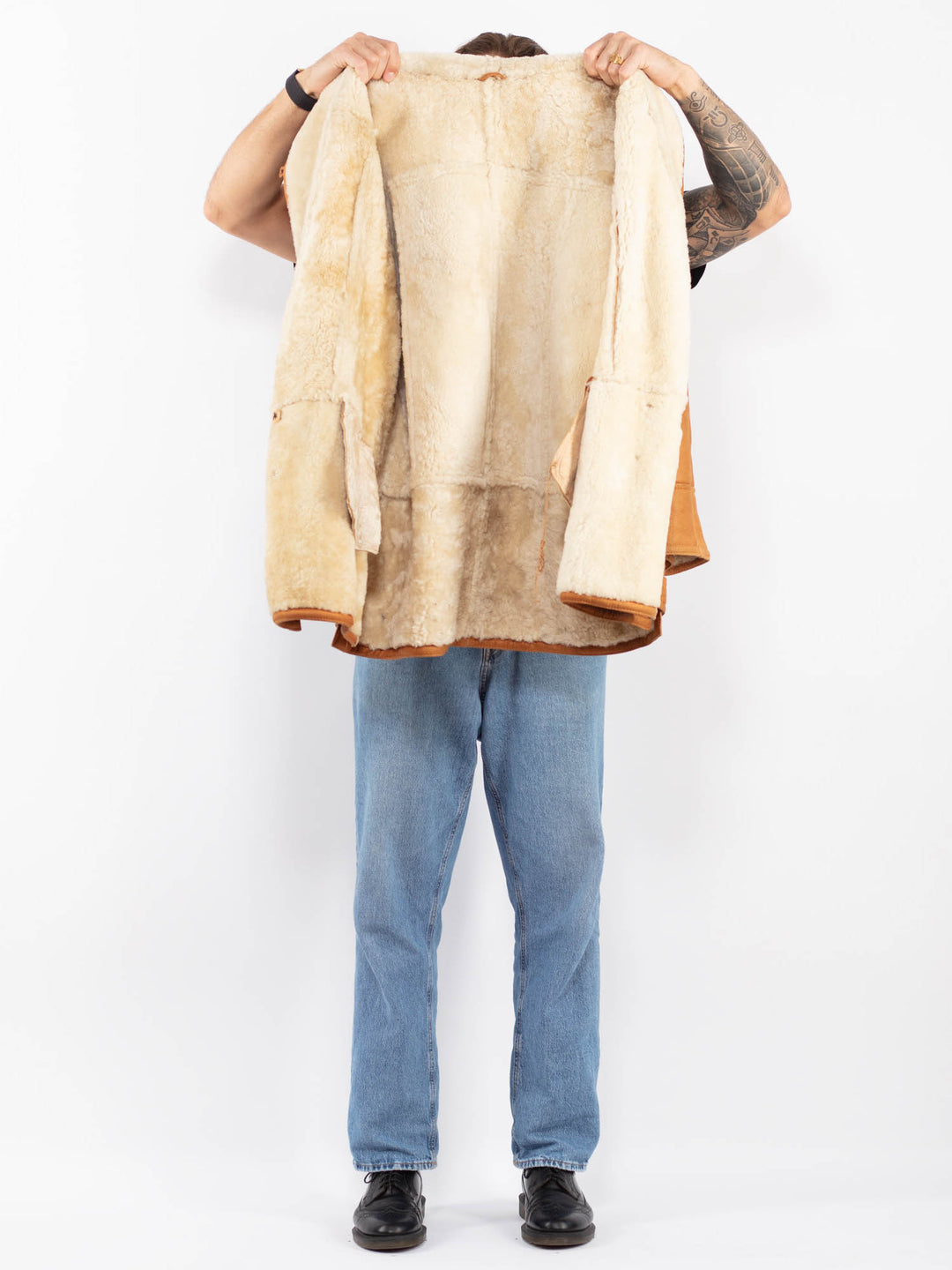 Vintage 80's Men Sheepskin Leather Coat in Caramel Brown