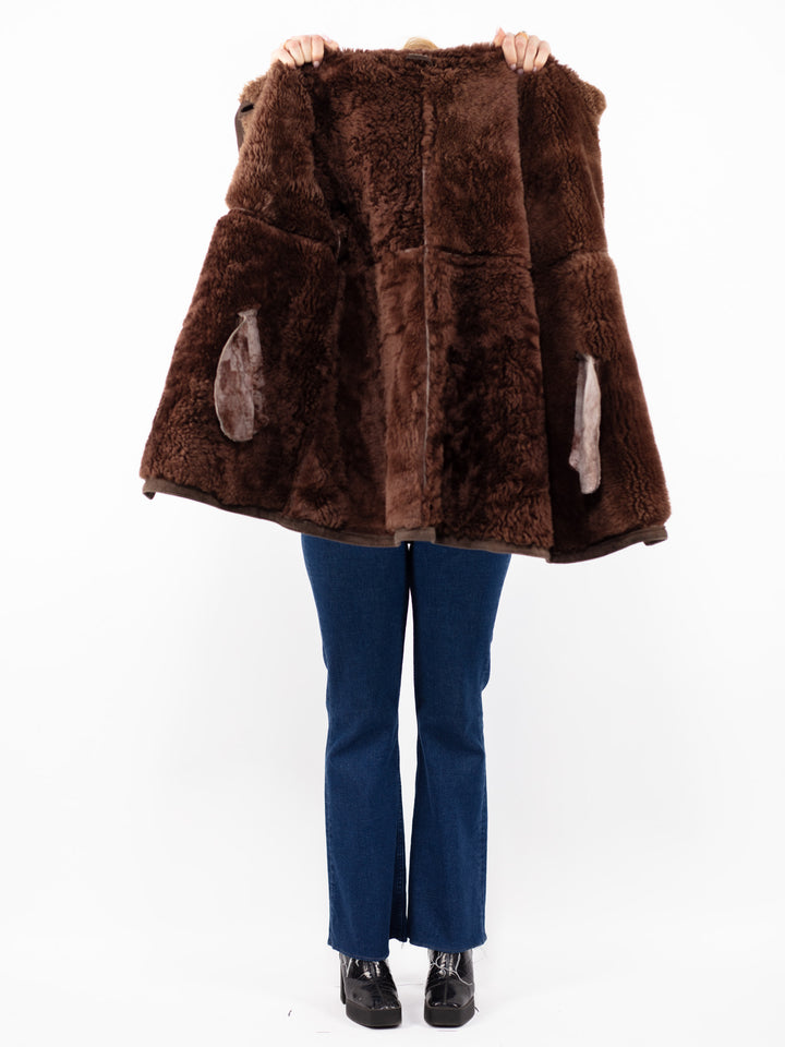 Vintage 90's Women Hooded Sheepskin Coat in Brown