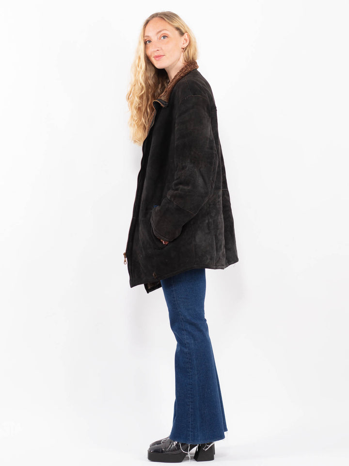 Vintage 80's Women Sheepskin Coat in Black