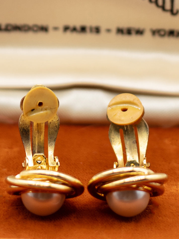 Vintage 80's Clip-on Earrings in Gold