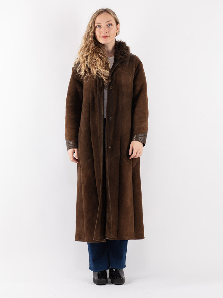 Vintage 80's Women Sheepskin Coat in Brown