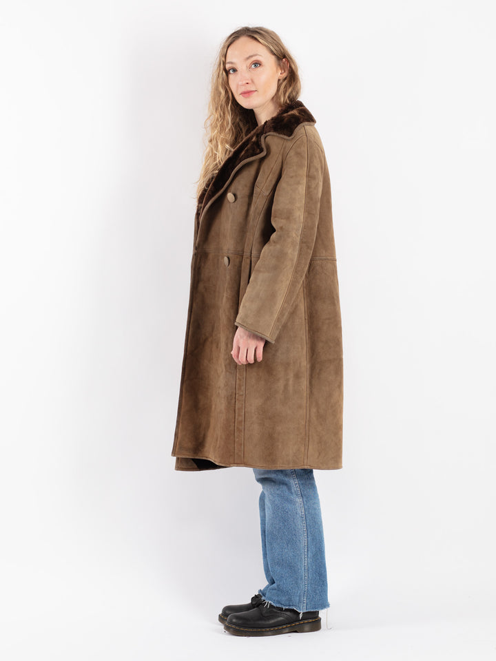 Vintage 90's Women Sheepskin Coat in Beige
