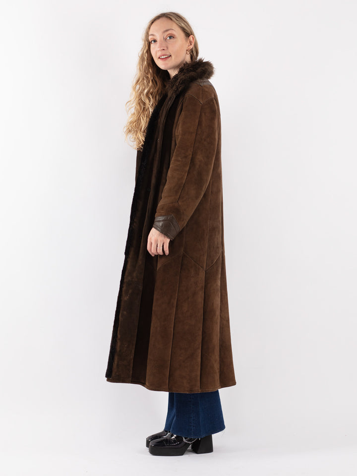 Vintage 80's Women Sheepskin Coat in Brown