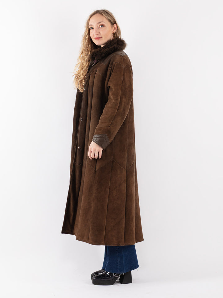 Vintage 80's Women Sheepskin Coat in Brown