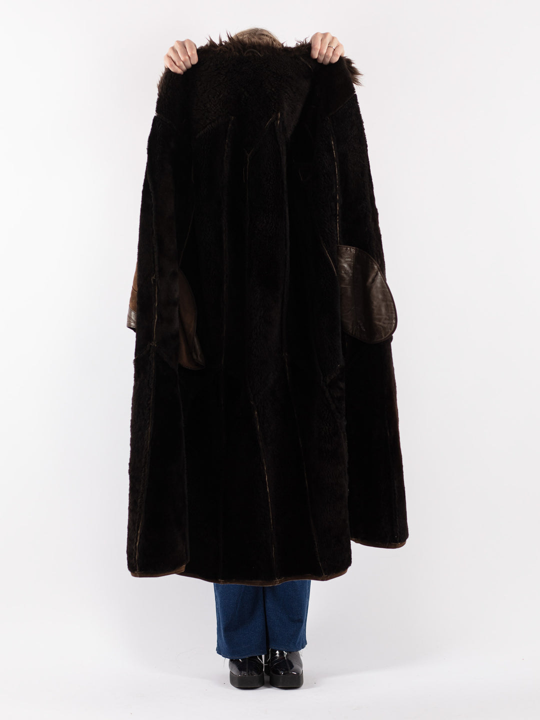Vintage 80's Women Sheepskin Coat in Brown