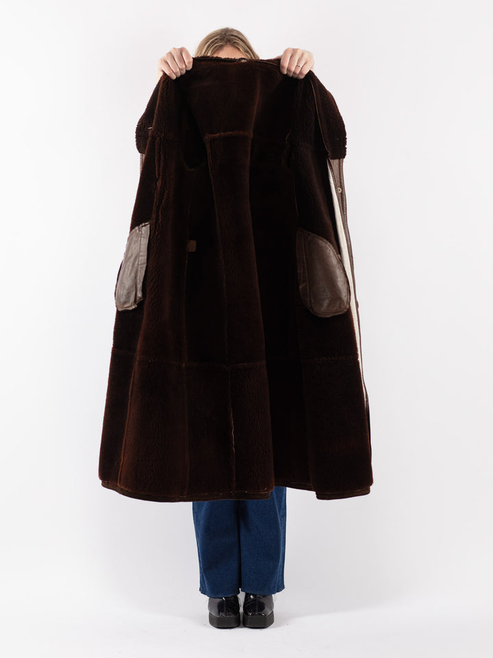 Vintage 70's Women Sheepskin Coat in Brown