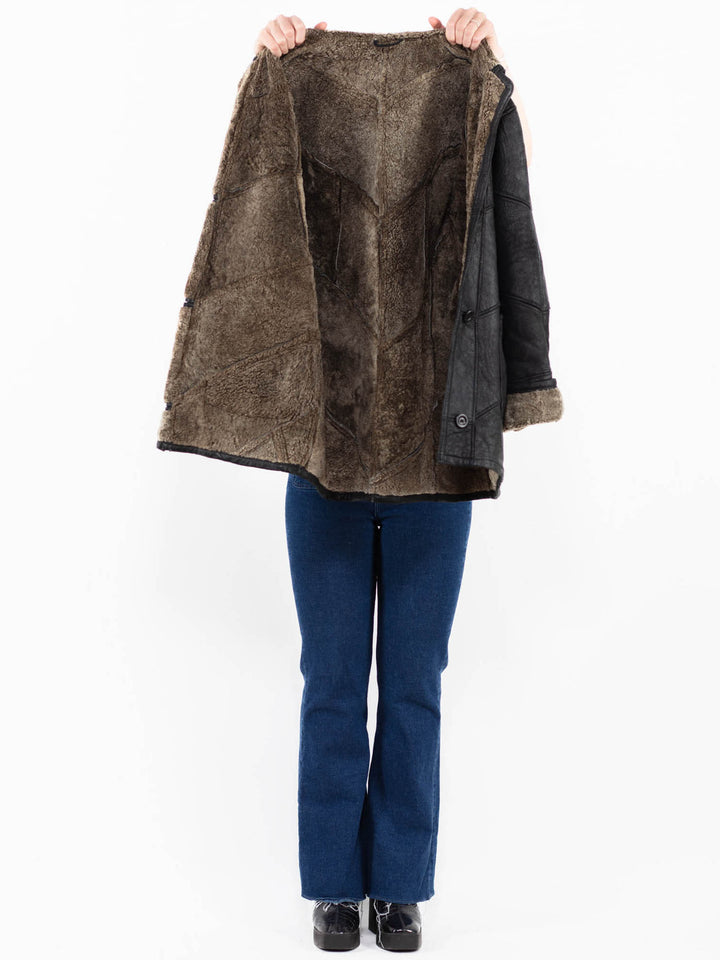 Vintage 90's Women Sheepskin Coat in Black