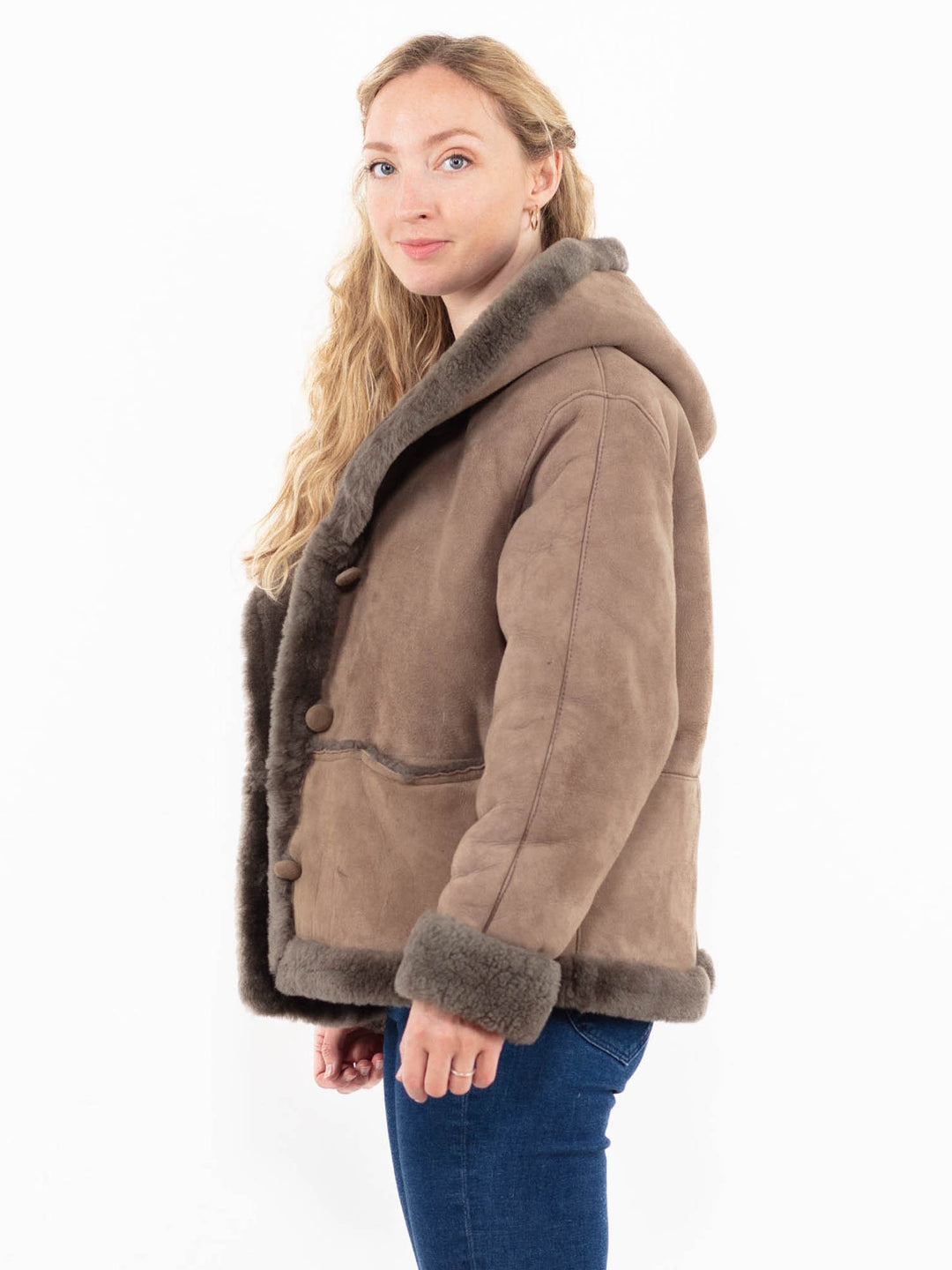 Vintage 90's Women Hooded Sheepskin Jacket in Beige