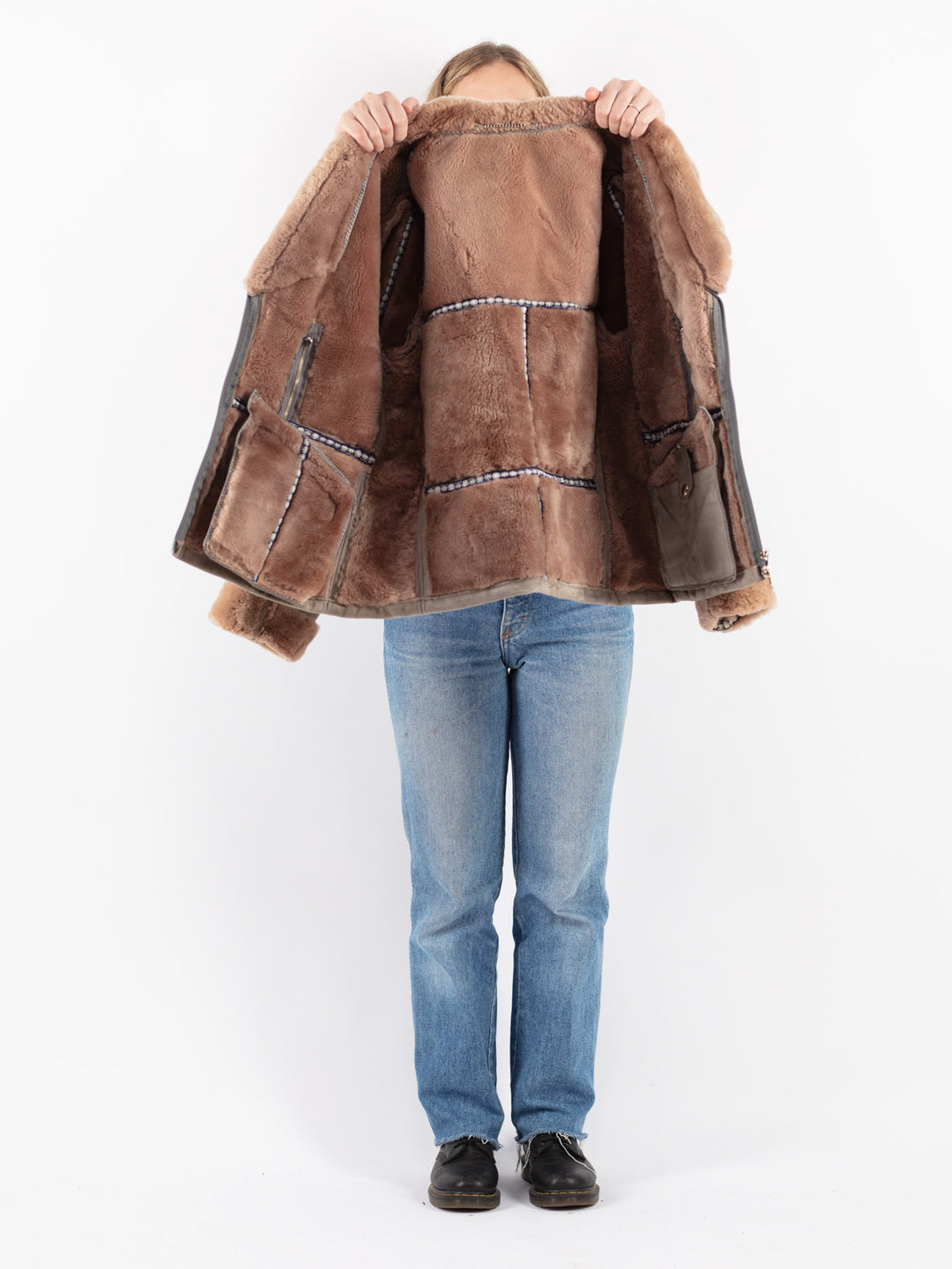 Vintage 70's Women Sheepskin Coat in Beige