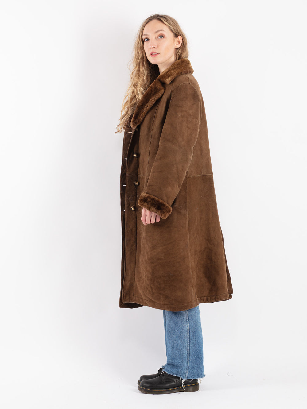 Vintage 70's Women Sheepskin Coat in Brown