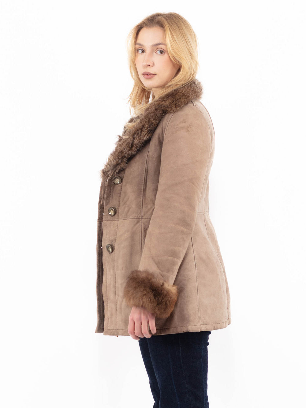 Vintage 70's Women Sheepskin Coat in Beige