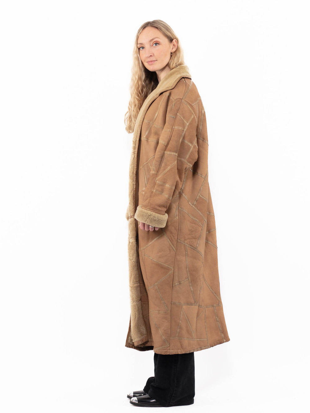 Vintage 80's Women Sheepskin Coat in Beige