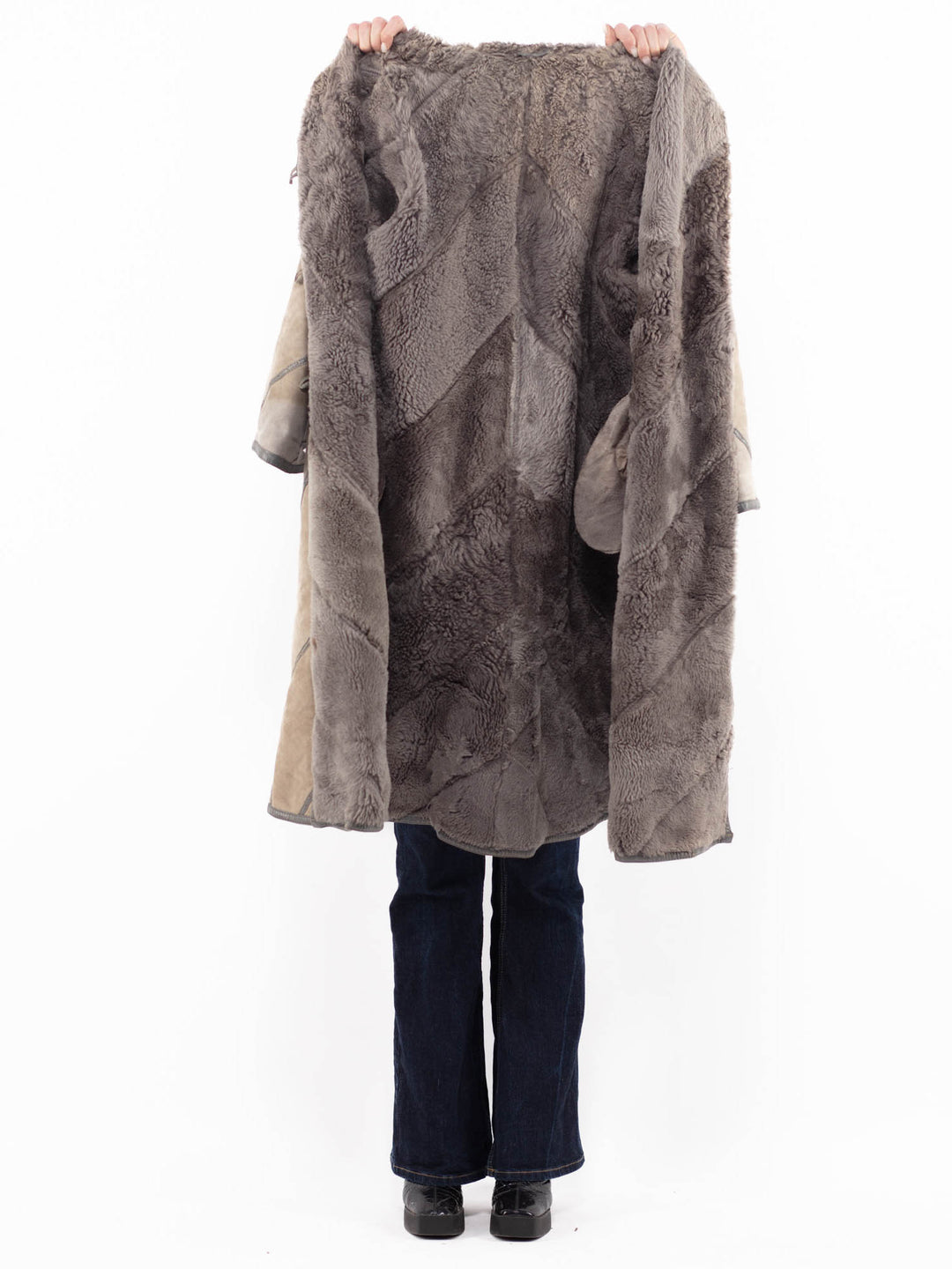 Vintage 70's Women Sheepskin Coat in Beige