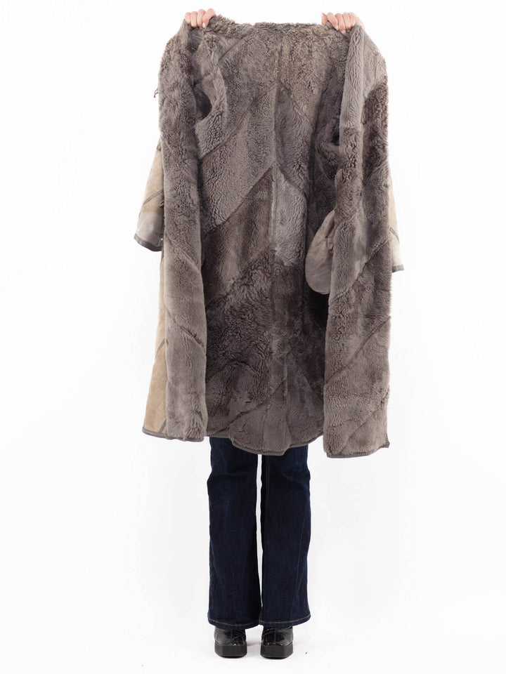 Vintage 70's Women Sheepskin Coat in Beige