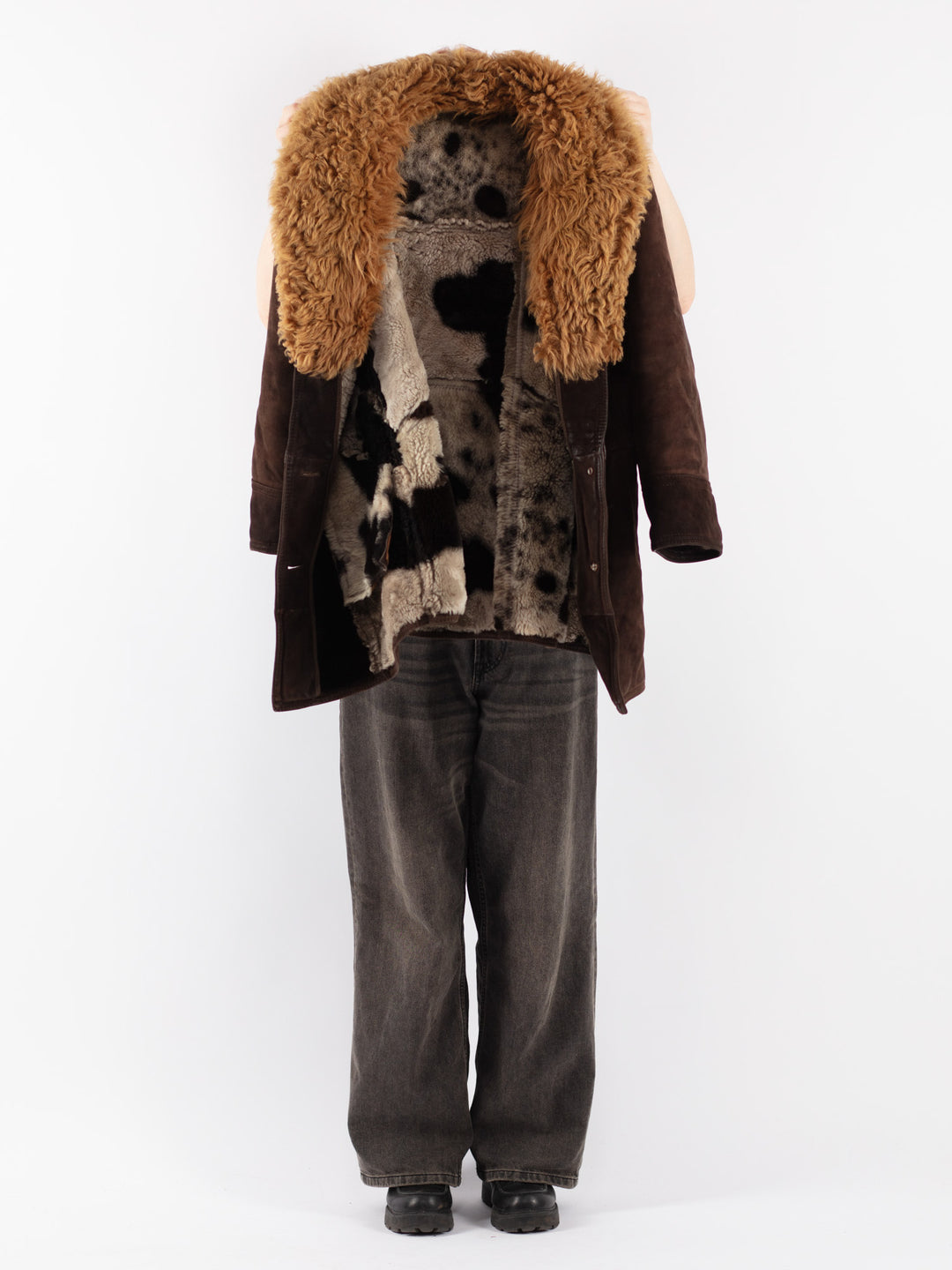 Vintage 70's Women Sheepskin Coat in Brown