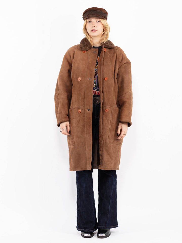 Vintage 80's Women Oversized Sheepskin Coat in Brown