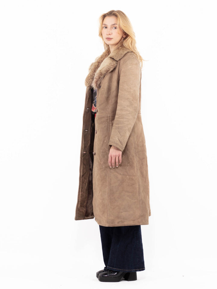 Vintage 70's Women Sheepskin Coat in Beige