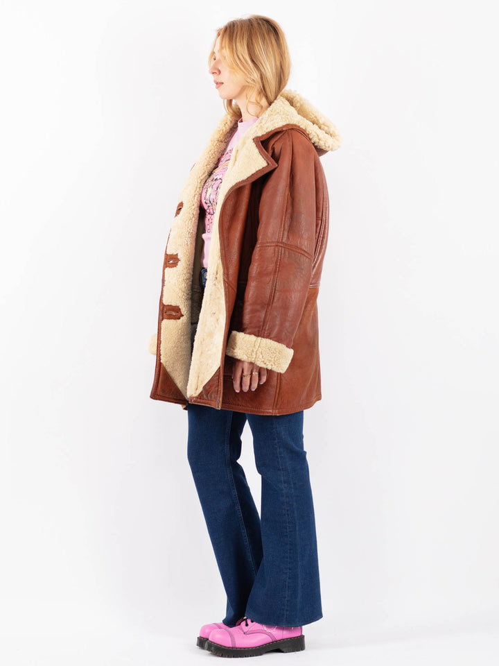 Vintage 90's Women Sheepskin Coat in Brown