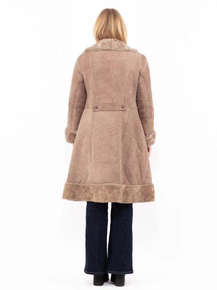 Vintage 70's Women Sheepskin Coat in Beige
