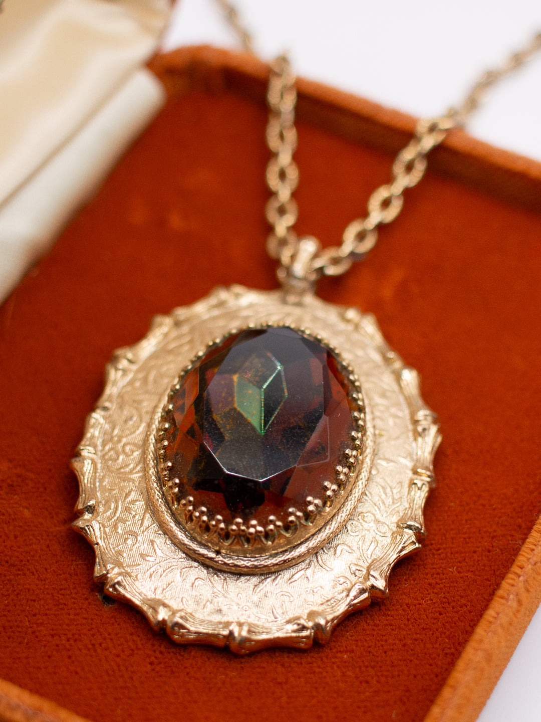 Vintage 60's Sarah Coventry Pendant Necklace