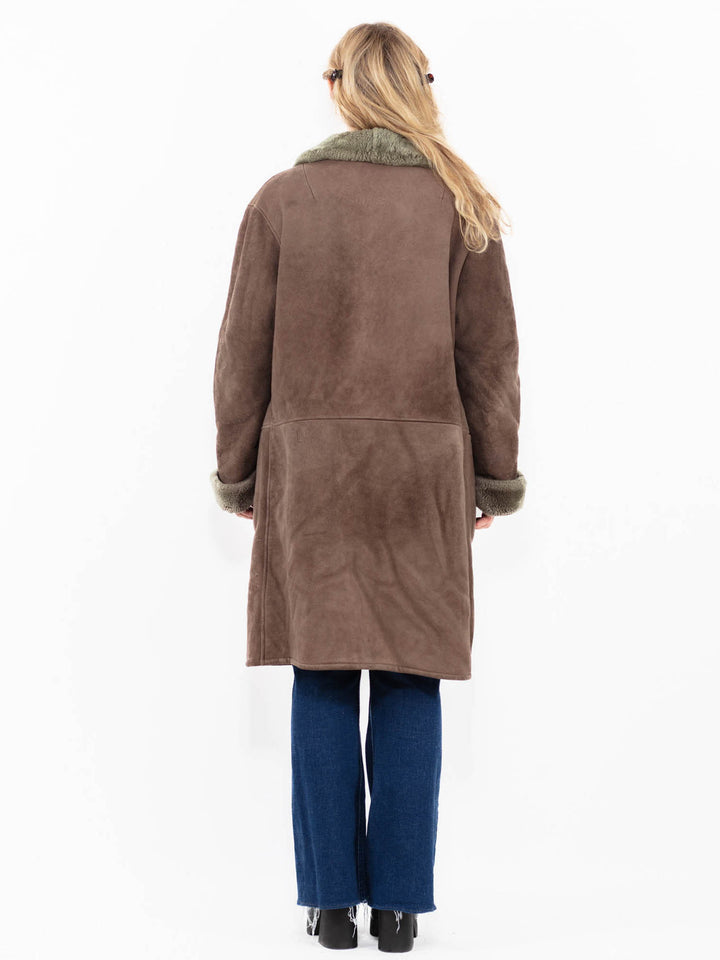 Vintage 70's Women Sheepskin Coat in Brown