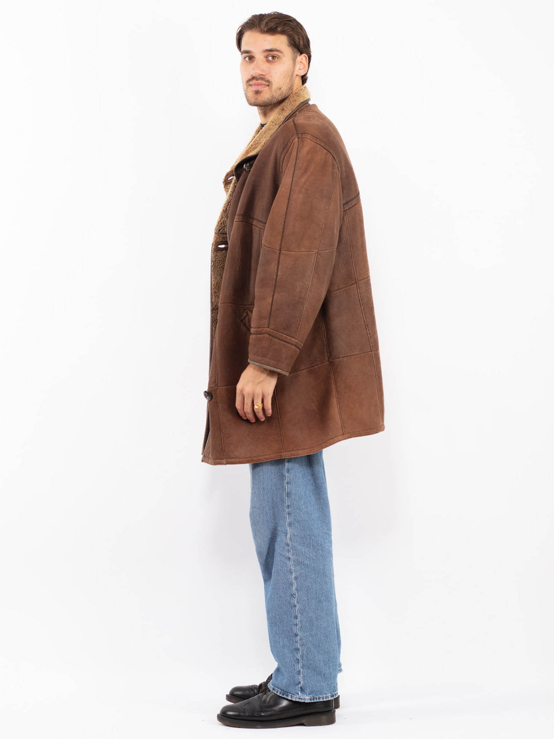 Vintage 90's Men Sheepskin Leather Coat in Brown