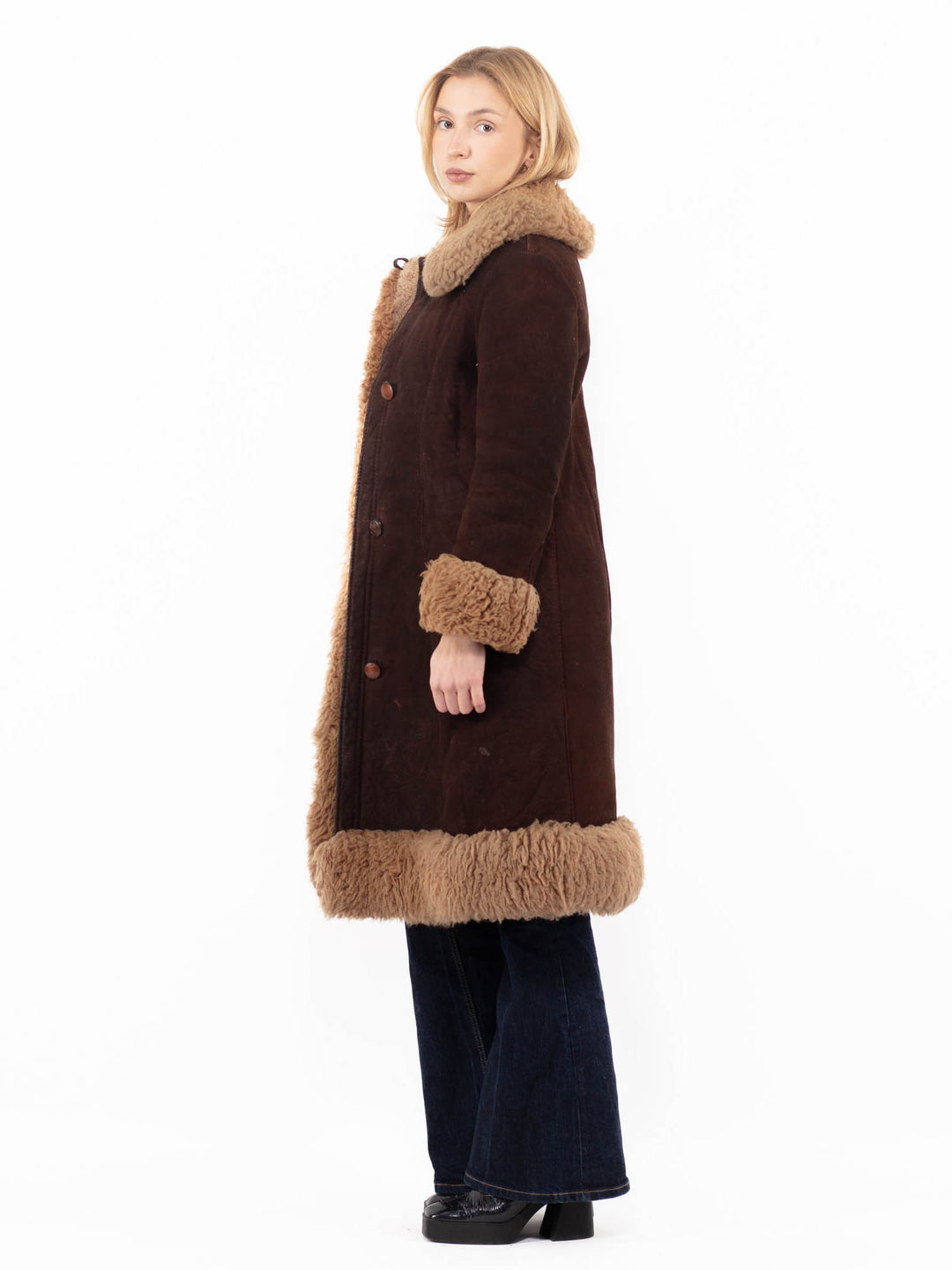 Vintage 70's Women Sheepskin Coat in Brown