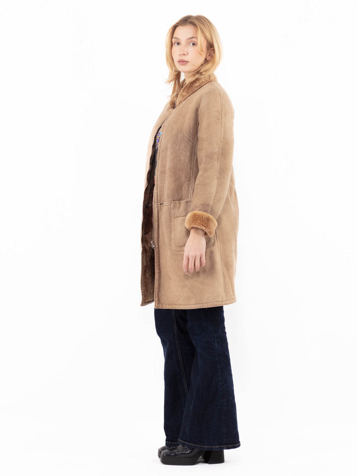 Vintage 80's Women Sheepskin Coat in Beige