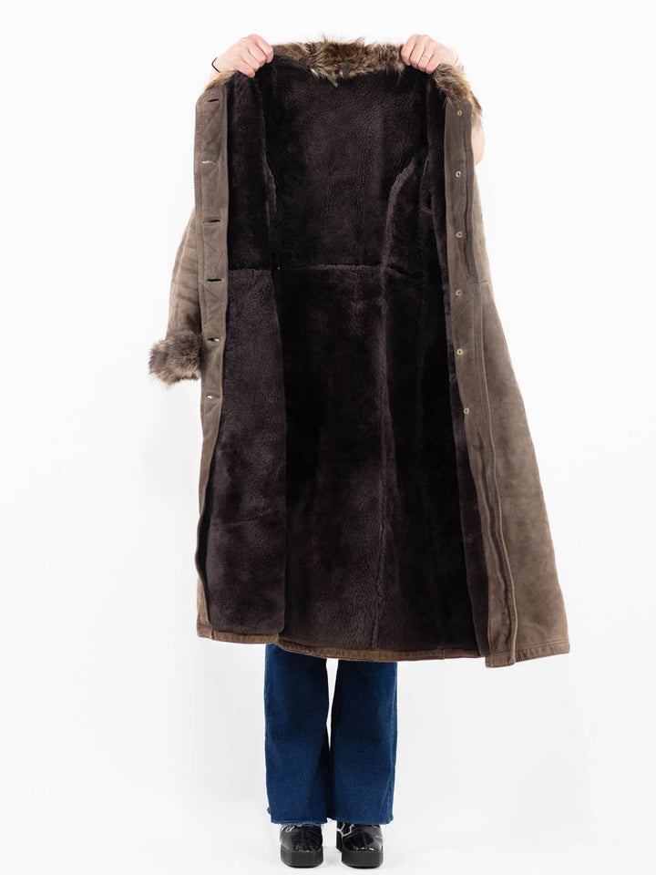 Vintage 80's Women Sheepskin Coat in Beige