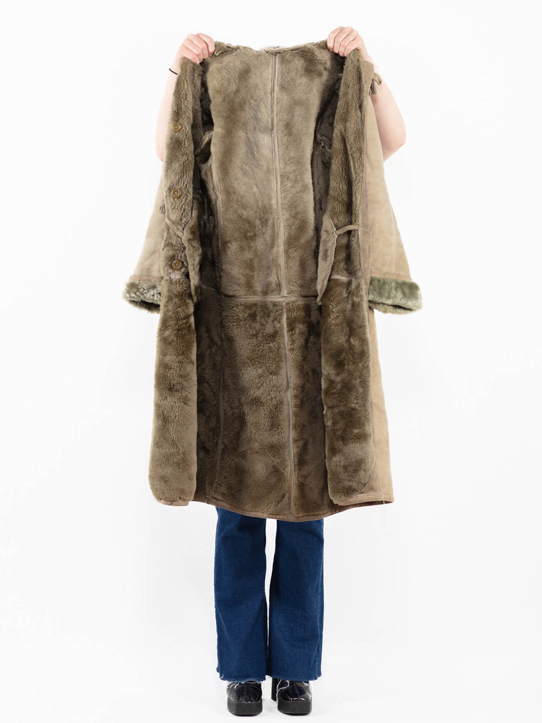 Vintage 90's Women Sheepskin Coat in Beige