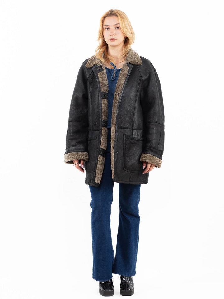 Vintage 90's Women Sheepskin Coat in Black
