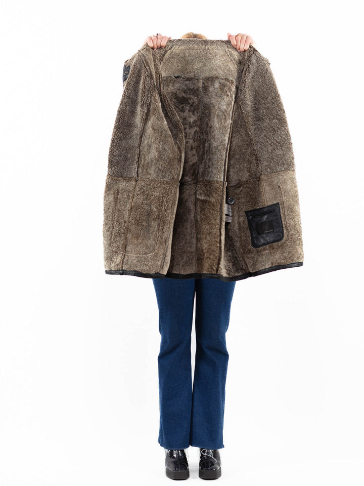 Vintage 90's Women Sheepskin Coat in Black