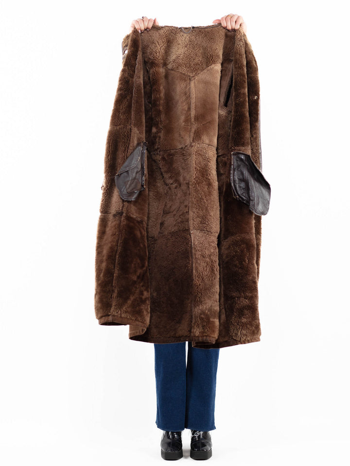 Vintage 80's Women Sheepskin Shearling Coat in Brown