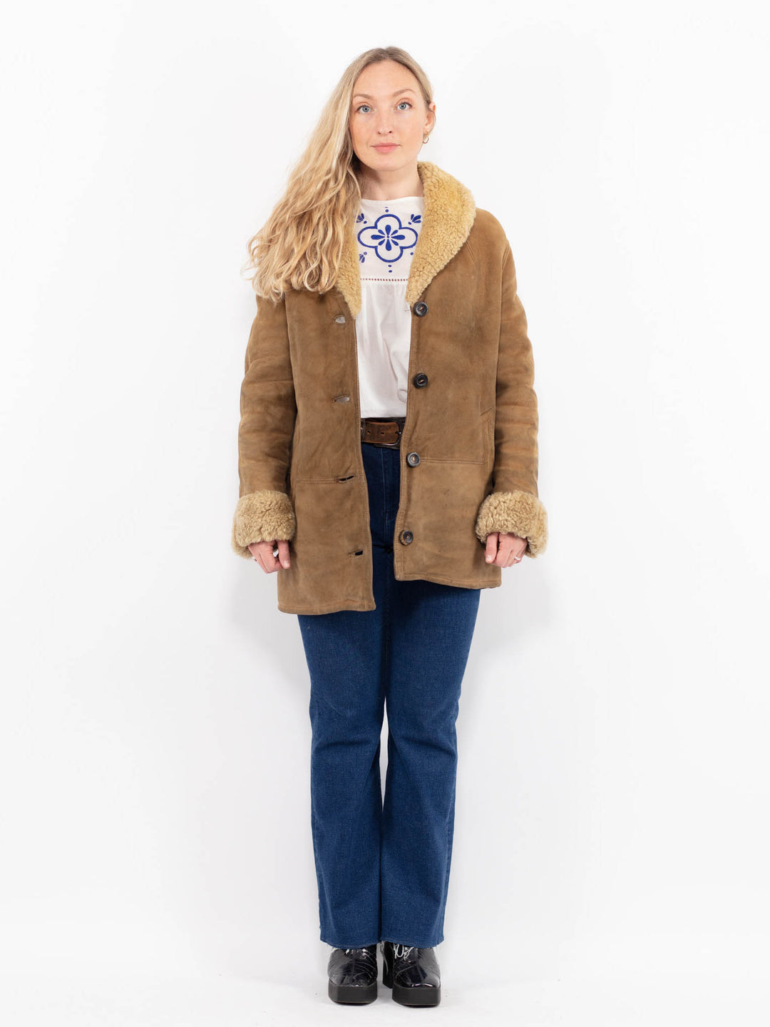 Vintage 80's Women Sheepskin Coat in Beige