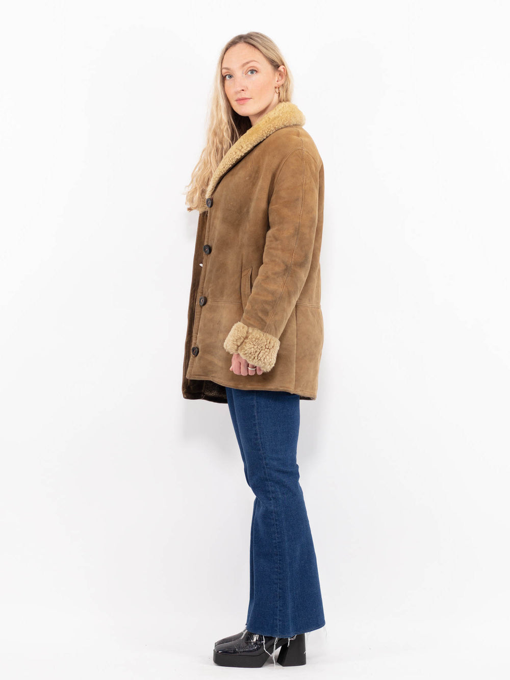 Vintage 80's Women Sheepskin Coat in Beige