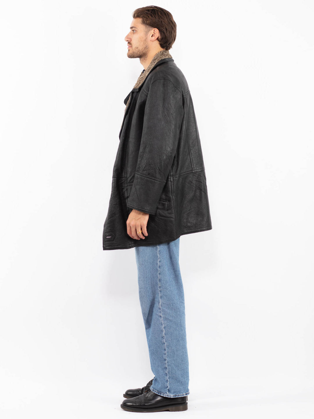 Vintage 90's Men Sheepskin Coat in Black