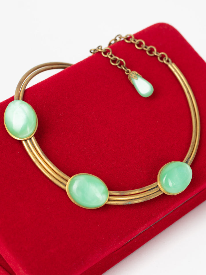 Vintage 50's Gold-Tone Green Glass Cabochon Necklace