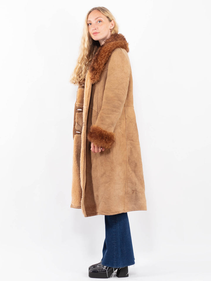 Vintage 70's Women Sheepskin Coat in Brown