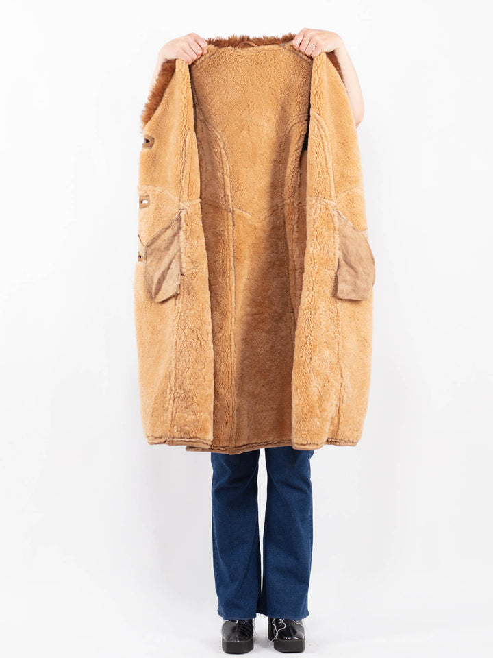 Vintage 70's Women Sheepskin Coat in Brown