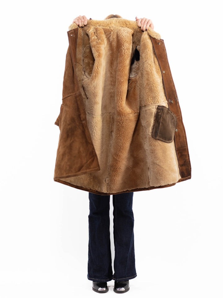 Vintage 70's Women Sheepskin Coat in Brown