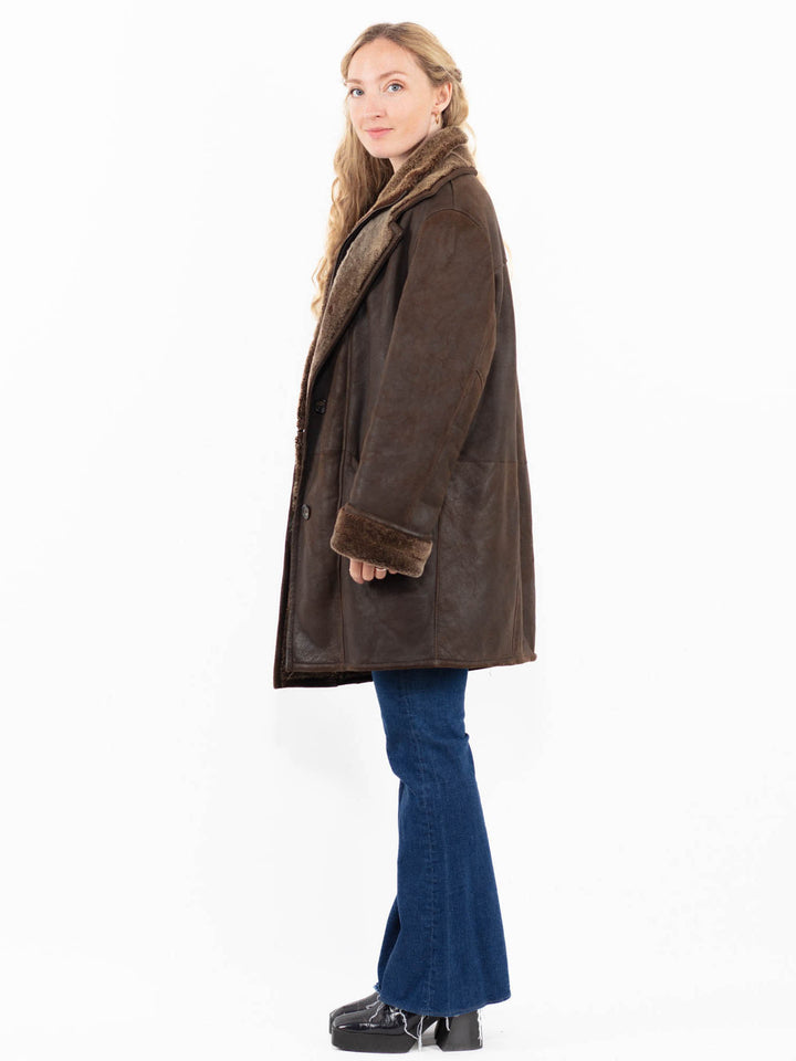 Vintage 90's Women Sheepskin Coat in Brown
