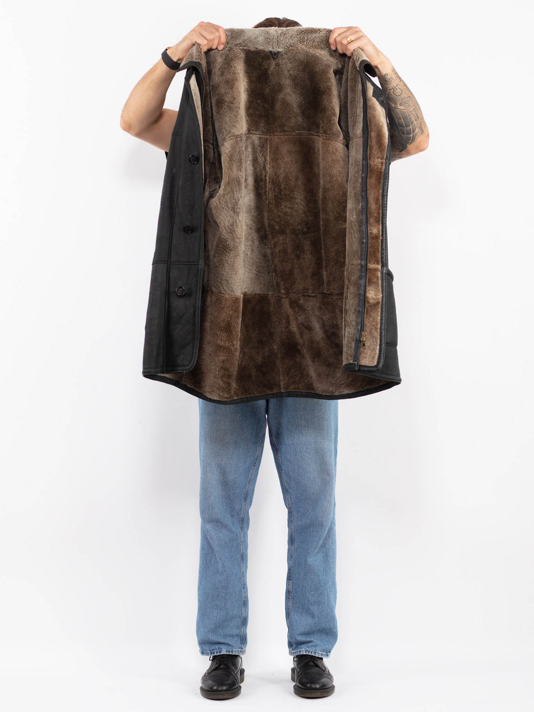 Vintage 90's Men Sheepskin Coat in Black