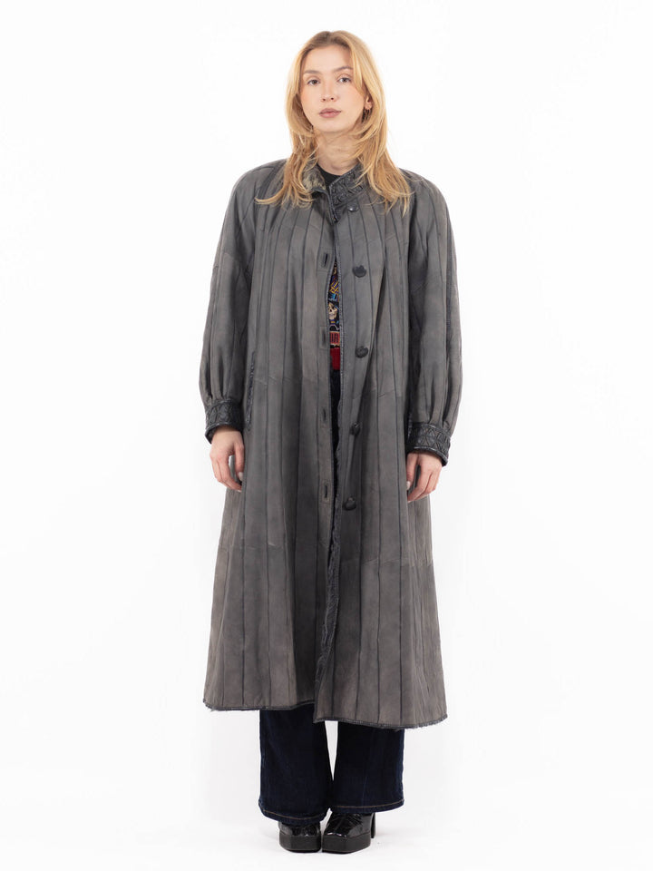 Vintage 80's Women Sheepskin Coat in Gray