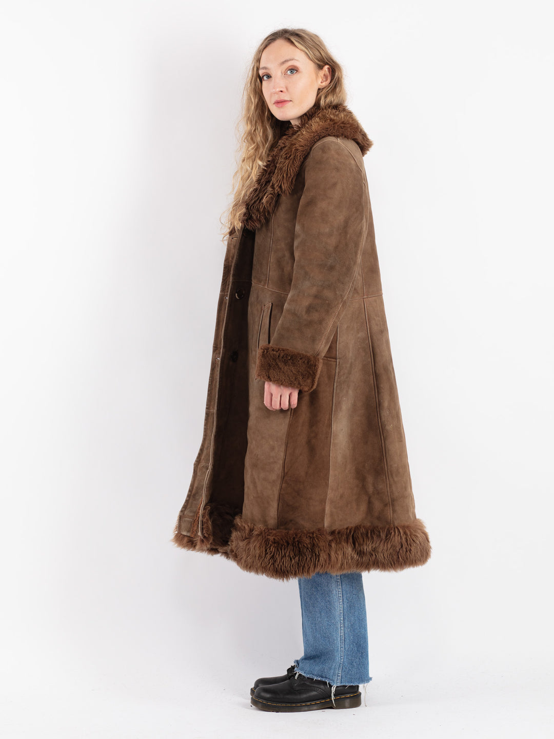 Vintage 70's Women Sheepskin Coat in Brown