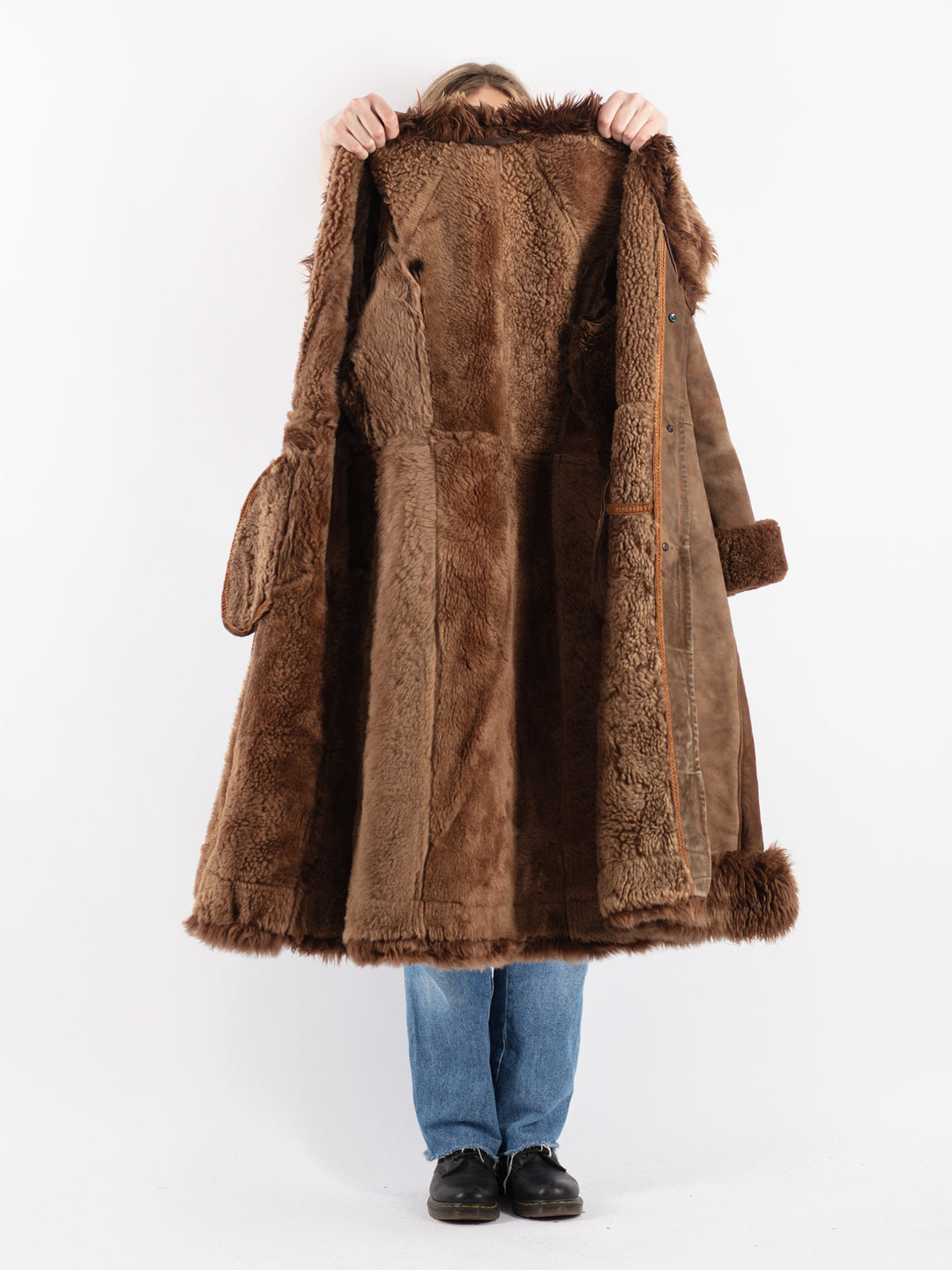 Vintage 70's Women Sheepskin Coat in Brown