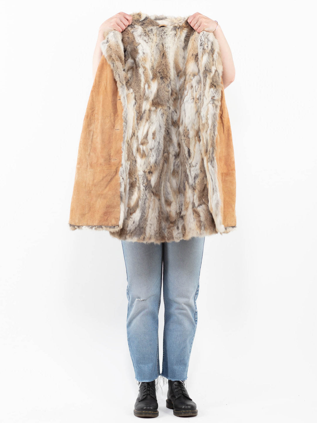 Vintage 80's Women Suede Coat in Beige