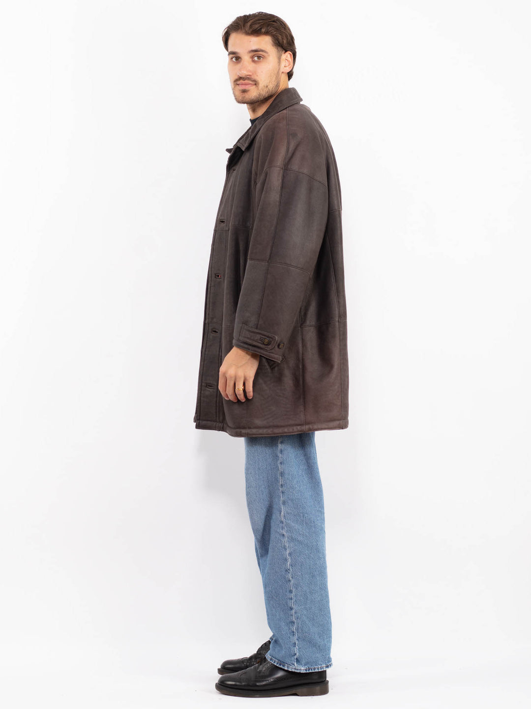 Vintage 80's Men Sheepskin Leather Coat in Brown
